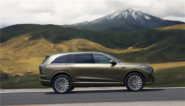 理想i8光速降價(jià)了！還有機(jī)會(huì)扳回一城嗎